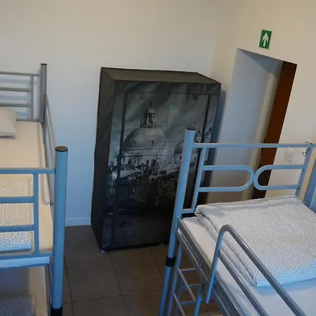 דירה Sunny Apartament